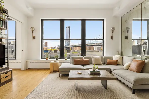 30 Main Street #8H, Brooklyn, NY 11201