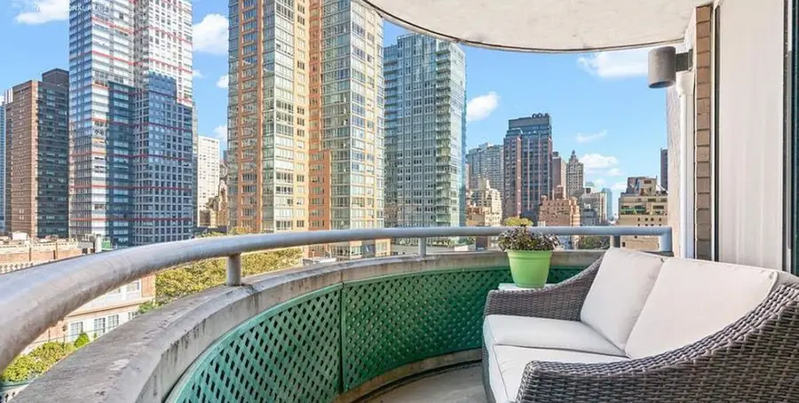 224 E 52nd Street #20, New York, NY 10022 - #3