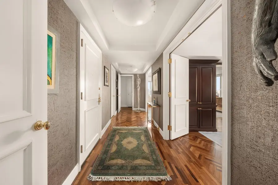 1049 5th Avenue #16B, Manhattan, NY 10028 - #2