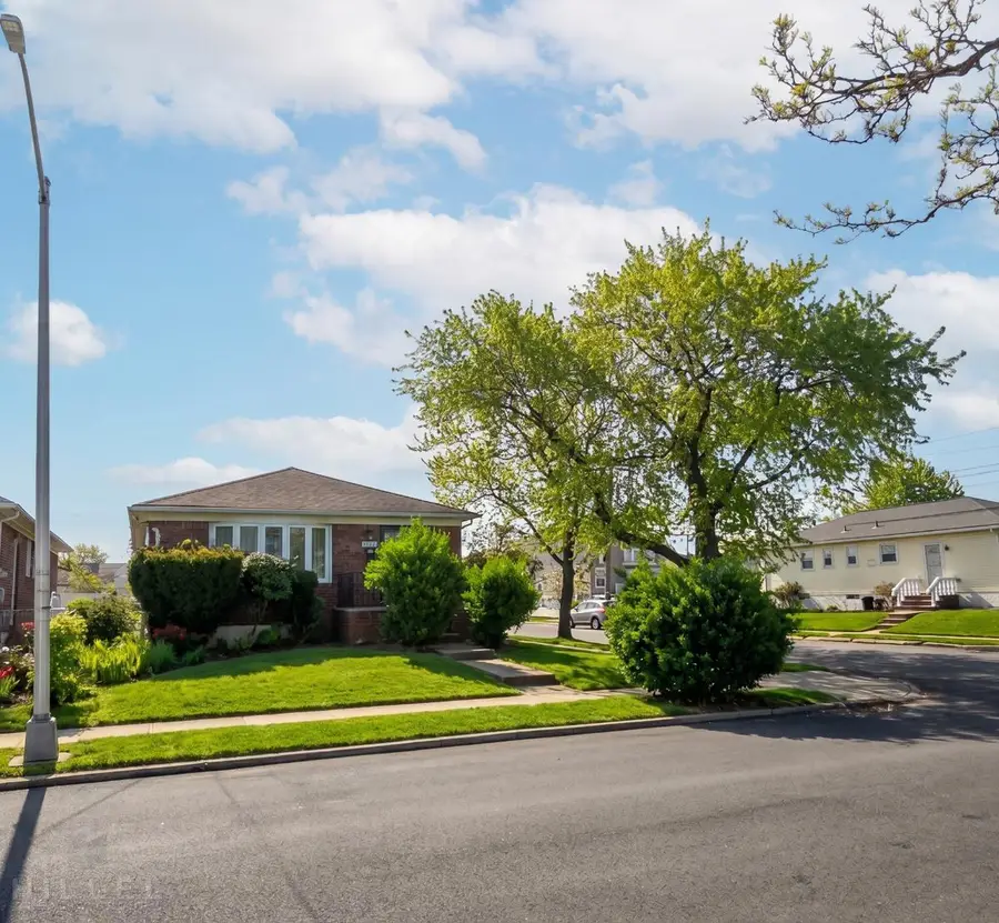 143-81 227th Street, Queens, NY 11413 - #2