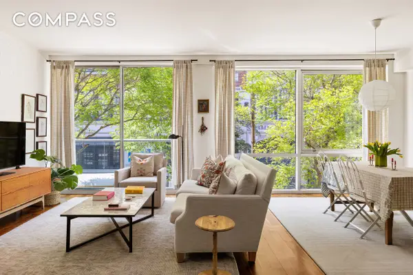 211 N 5th Street #2A, Brooklyn, NY 11211