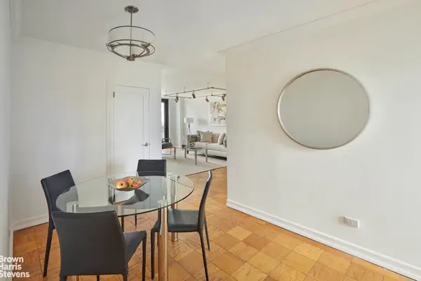 301 E 87th Street #22A, Manhattan, NY 10128