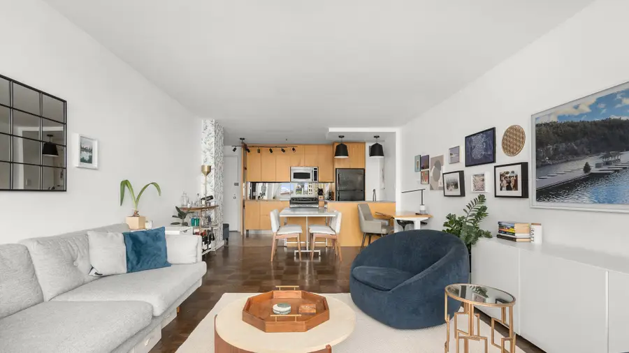 77 7th Avenue #17H, New York, NY 10011 - #2