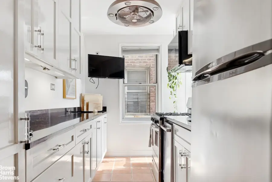 340 Haven Avenue #4H, New York, NY 10033 - #2
