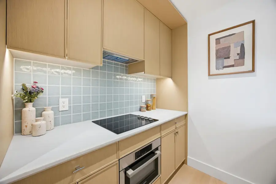 24-01 Queens Plaza N #406, Long Island City, NY 11101 - #3