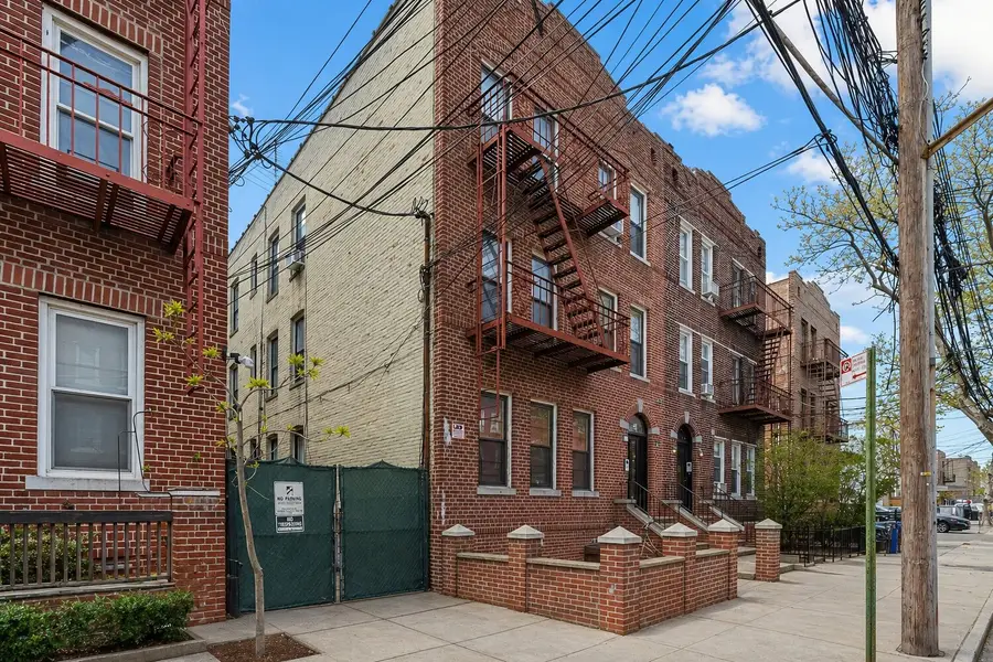 636 E 96th Street, Brooklyn, NY 11236 - #2