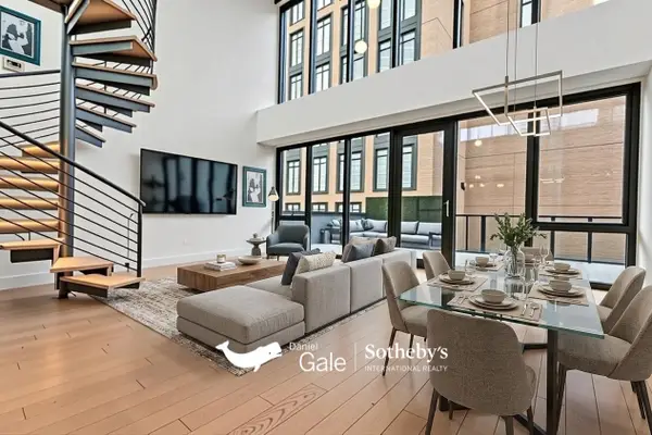 5 Court Square #11A, Queens, NY 11101