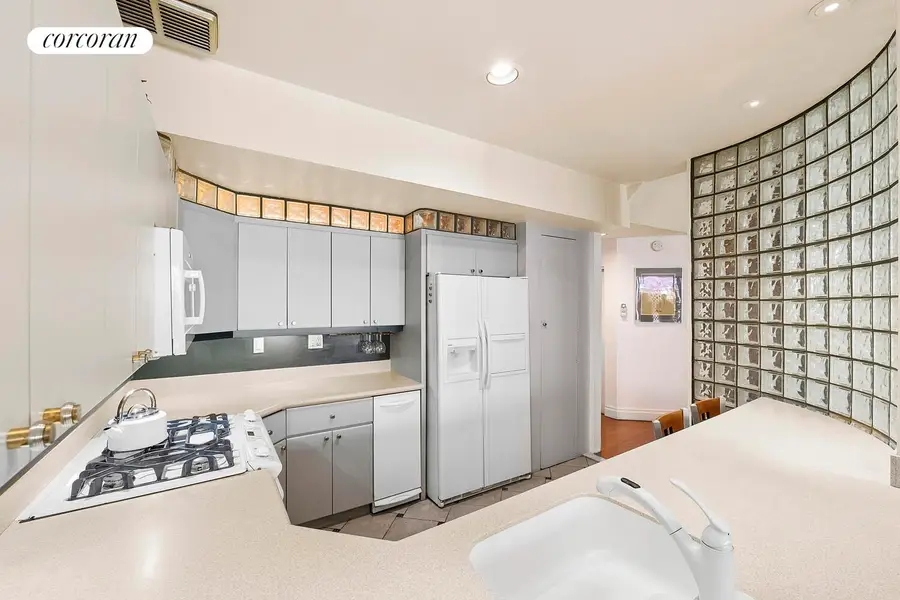 329 W 19th Street #G, Manhattan, NY 10011 - #3