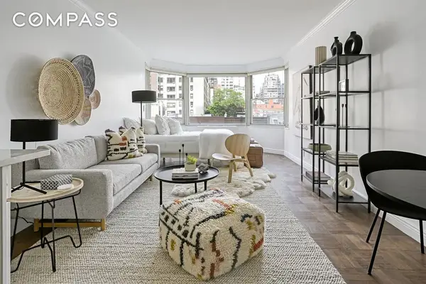 300 E 74th Street #6D, Manhattan, NY 10021