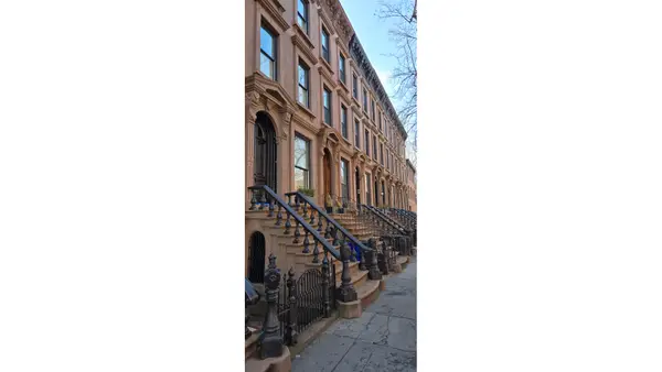 353A Clinton Street, Brooklyn, NY 11231