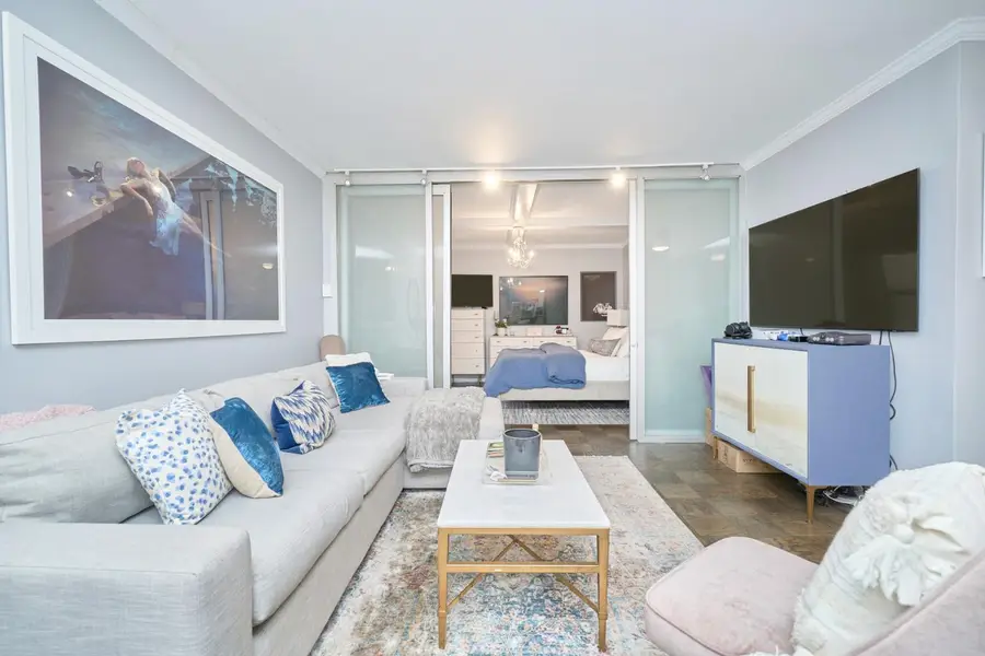 305 E 24th Street #8J, New York, NY 10010 - #2