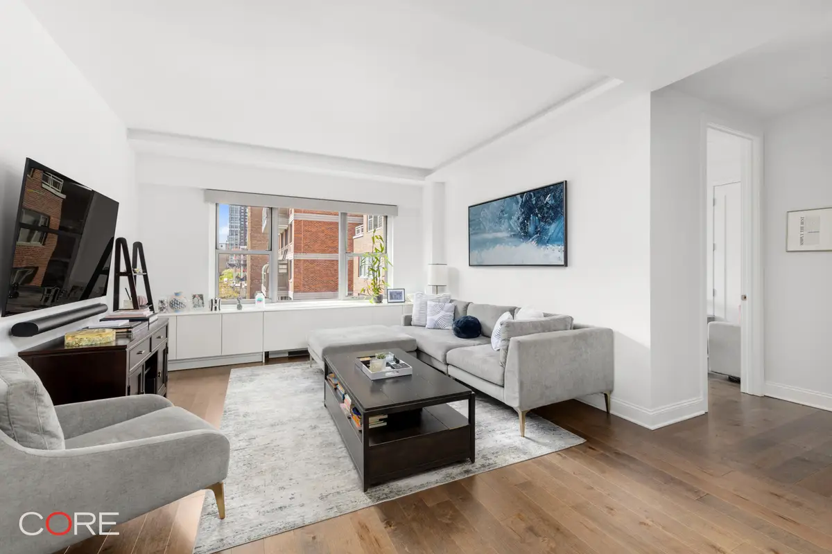 360 E 72nd Street #A1002, New York, NY 10021 - #1