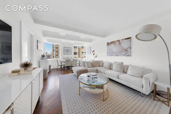 530 Park Avenue #19G, Manhattan, NY 10065