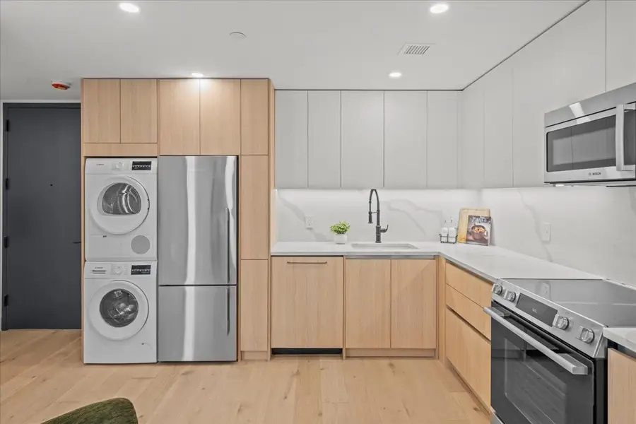 107 Schaefer Street #3A, Brooklyn, NY 11207 - #3