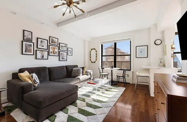 161 W 16th Street #10-J, Manhattan, NY 10011
