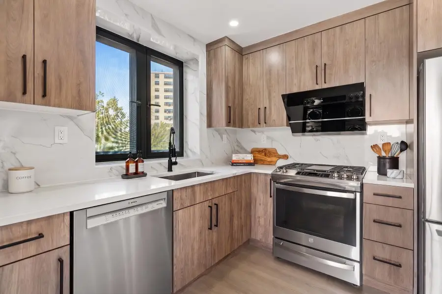 1546 Broadway #3-B, Brooklyn, NY 11221 - #2