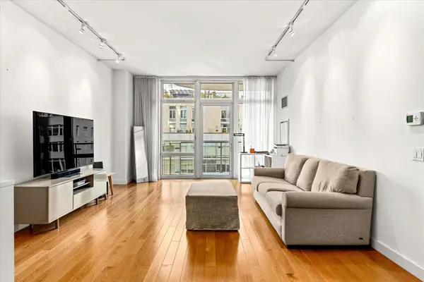 555 W 59th Street #9-A, Manhattan, NY 10019