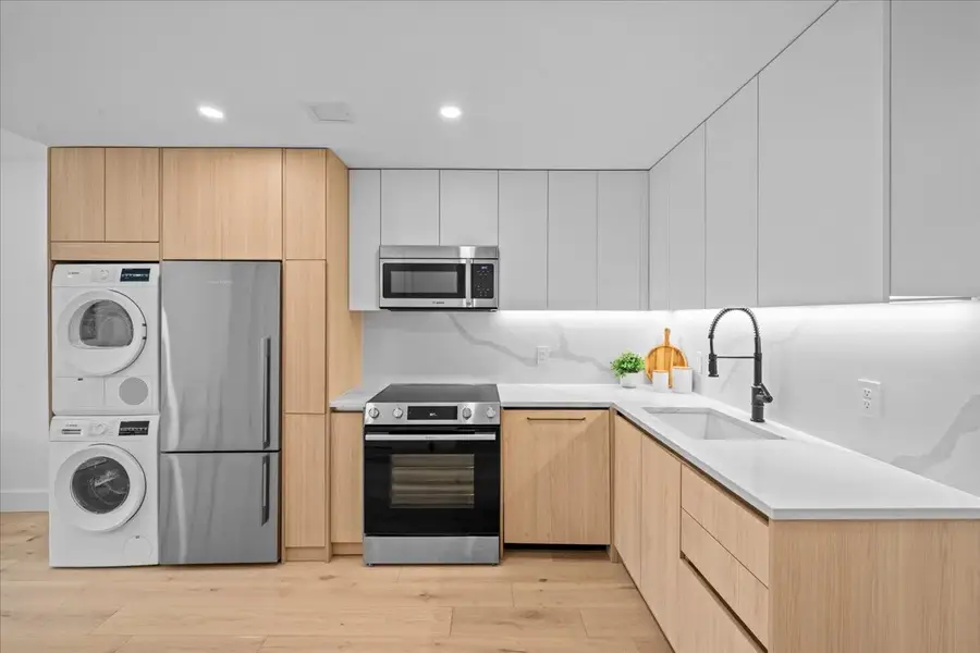 107 Schaefer Street #4C, Brooklyn, NY 11207 - #2