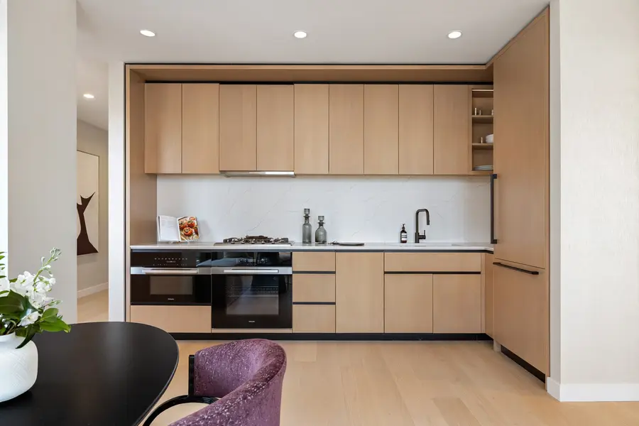 480 Kent Avenue #20E, Brooklyn, NY 11249 - #2