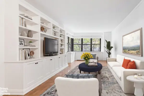 399 E 72nd Street #3D, Manhattan, NY 10021