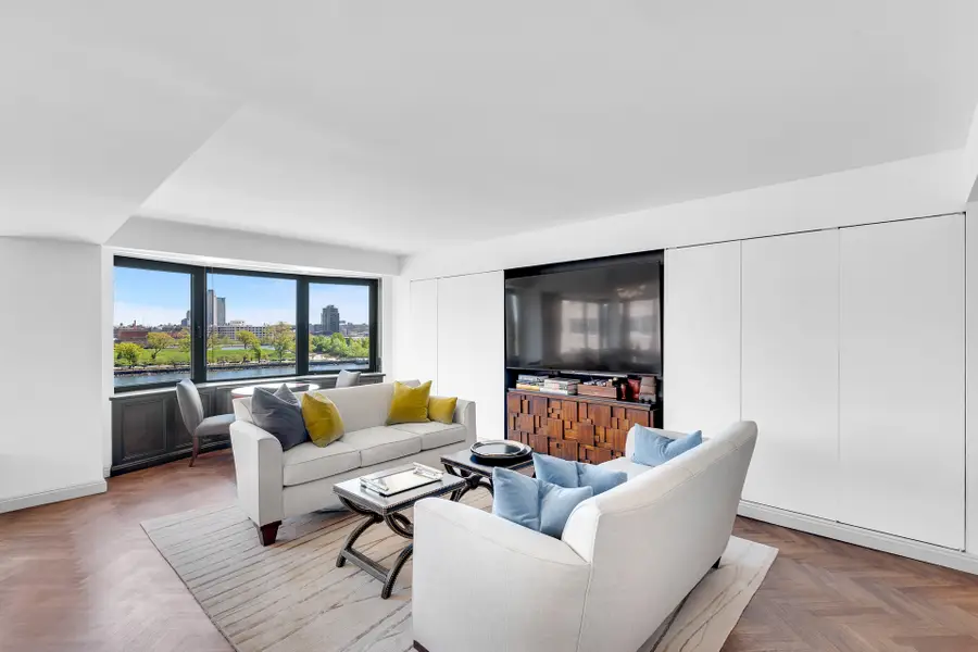 25 Sutton Place S #5M, Manhattan, NY 10022 - #2