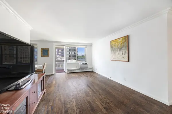 303 W 66th Street #10CW, Manhattan, NY 10023