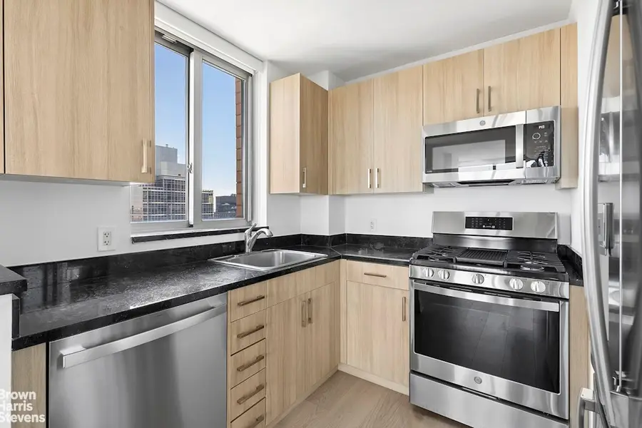 235 E 55th Street #34A, Manhattan, NY 10022 - #3