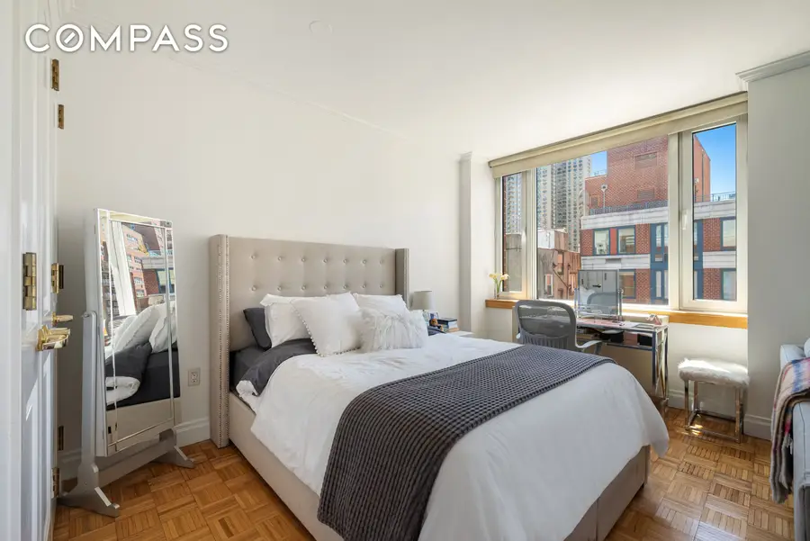 404 E 76th Street #6M, Manhattan, NY 10021 - #3