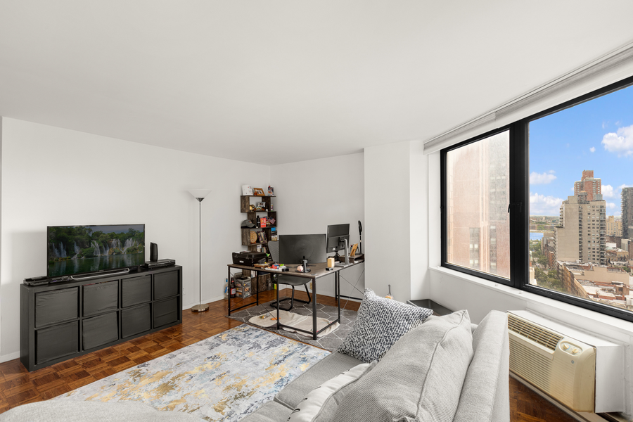 1641 3rd Avenue #16C, Manhattan, NY 10128 - #2