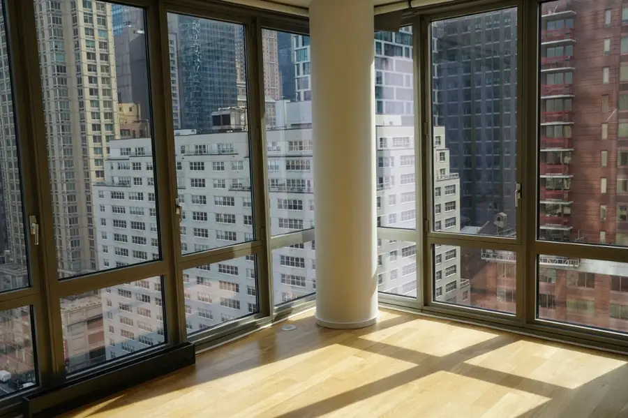 310 W 52nd Street #18A, Manhattan, NY 10019 - #2