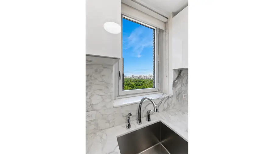 322 W 57th Street #43H1, Manhattan, NY 10019 - #3