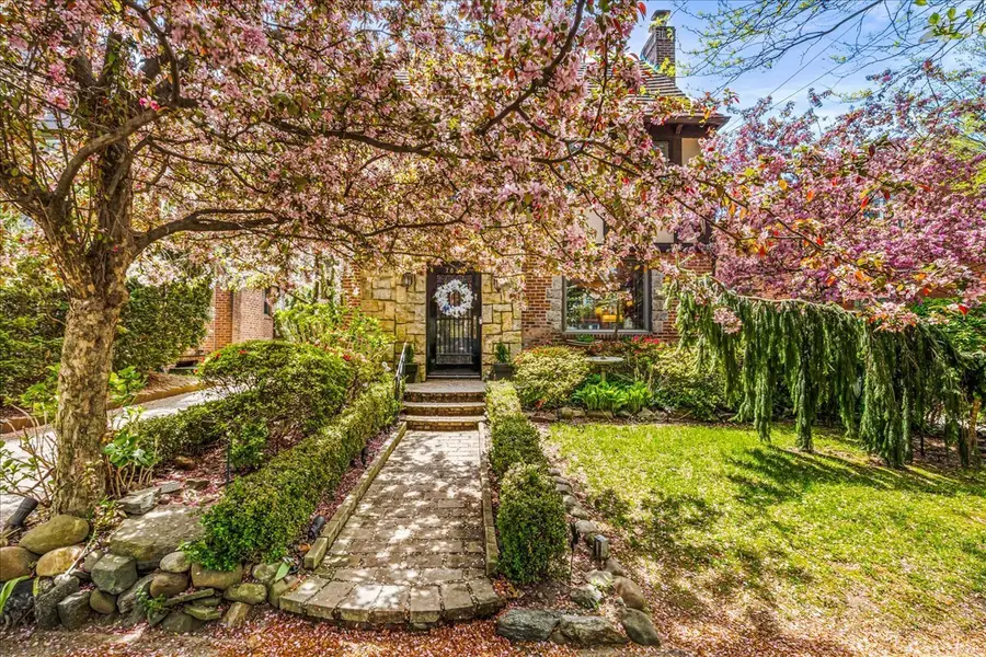 70-36 Kessel Street, Queens, NY 11375 - #2