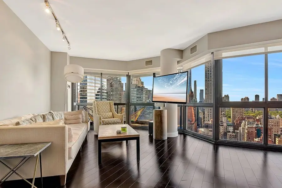 200 E 61st Street #35B, Manhattan, NY 10065 - #2