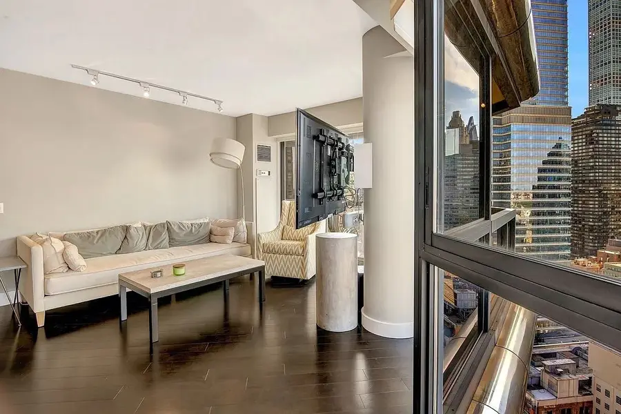 200 E 61st Street #35B, Manhattan, NY 10065 - #3