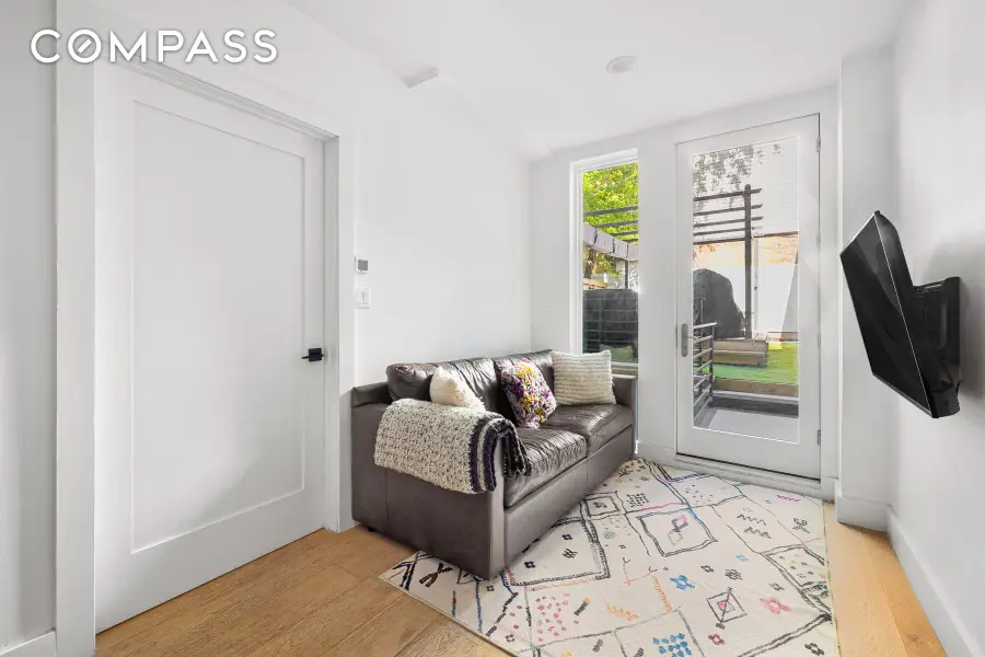 31 Bleecker Street #1R, Brooklyn, NY 11221 - #3