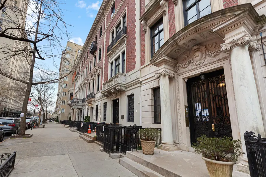 26 W 74th Street #2-A, Manhattan, NY 10023 - #3