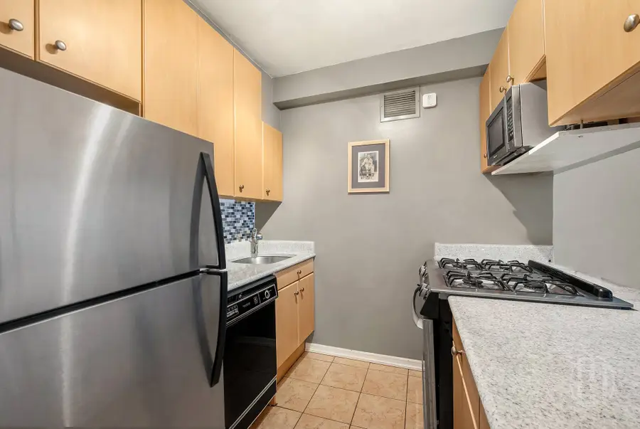 280 Rector Place #8A, Manhattan, NY 10280 - #3