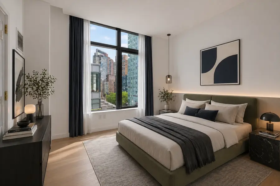 3 Court Square #629, Queens, NY 11101 - #2