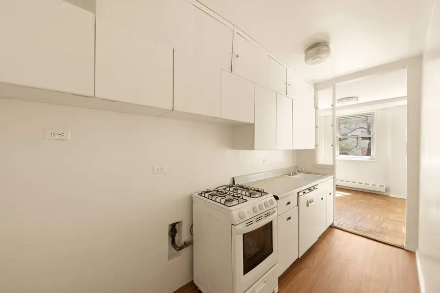 63 E 9th Street #3M, Manhattan, NY 10003 - #3