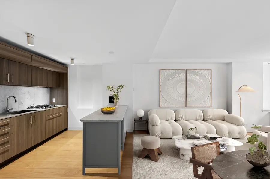 234 E 46th Street #305, Manhattan, NY 10017 - #2
