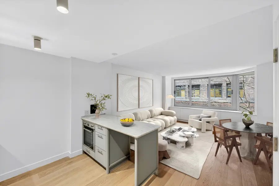 234 E 46th Street #305, Manhattan, NY 10017 - #3