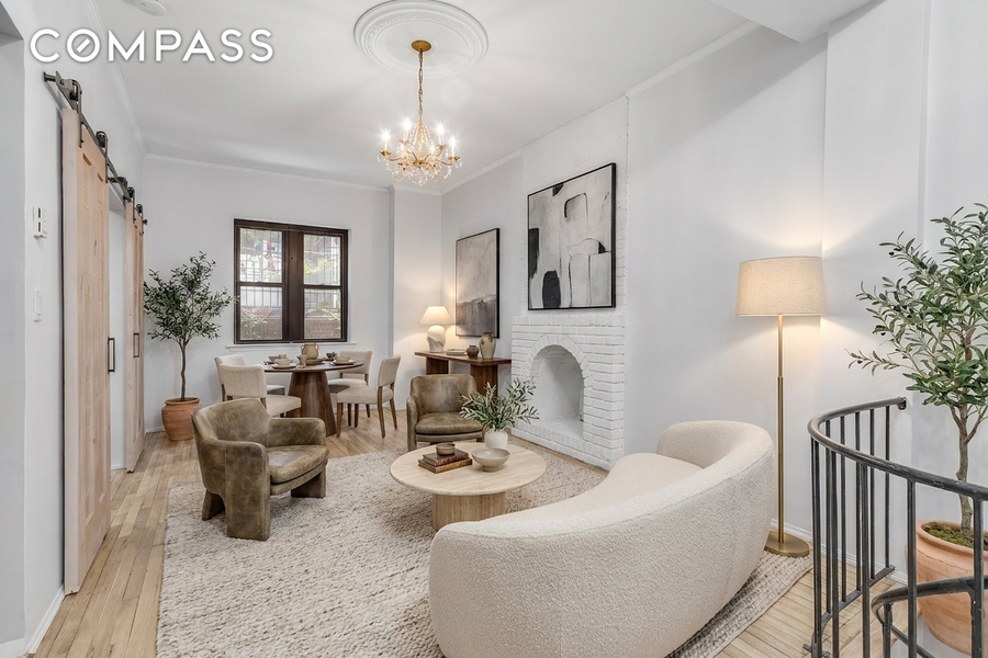 425 W 24th Street #1F, New York, NY 10011 - #2