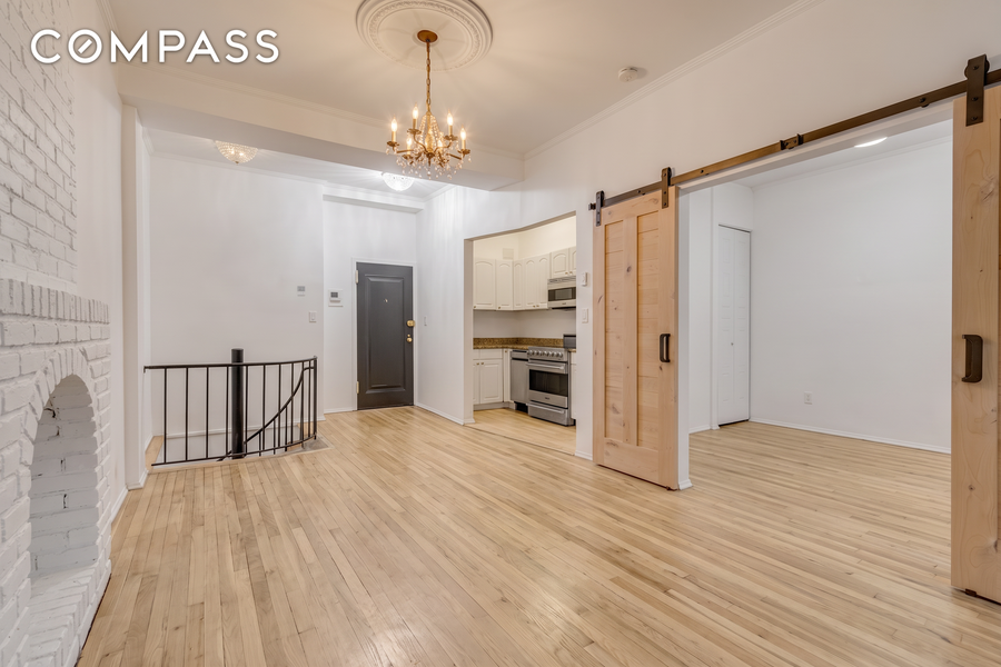 425 W 24th Street #1F, New York, NY 10011 - #3
