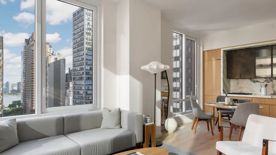 135 E 47th Street #23D, Manhattan, NY 10017 - #2