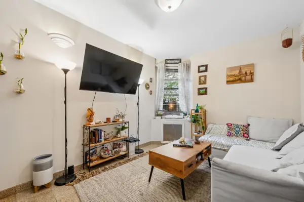 21-06 35th Street #2C, Queens, NY 11105