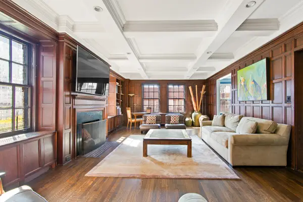 333 E 68th Street #PHC, Manhattan, NY 10065