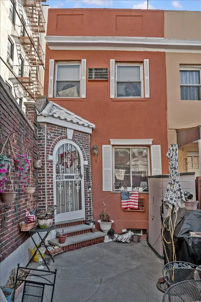 9315 Lafayette Walk, Brooklyn, NY 11209 - #1