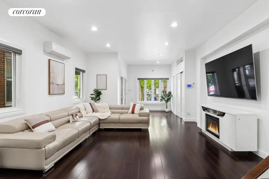 28 Bulwer Place, Brooklyn, NY 11207 - #2