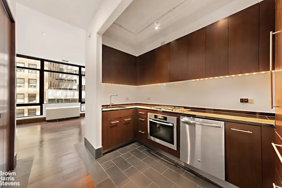 40 Broad Street #18D, New York, NY 10004 - #3