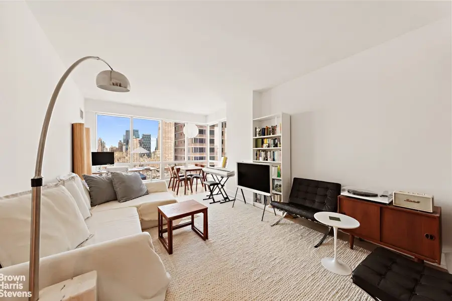 350 W 42nd Street #26D, New York, NY 10036 - #2